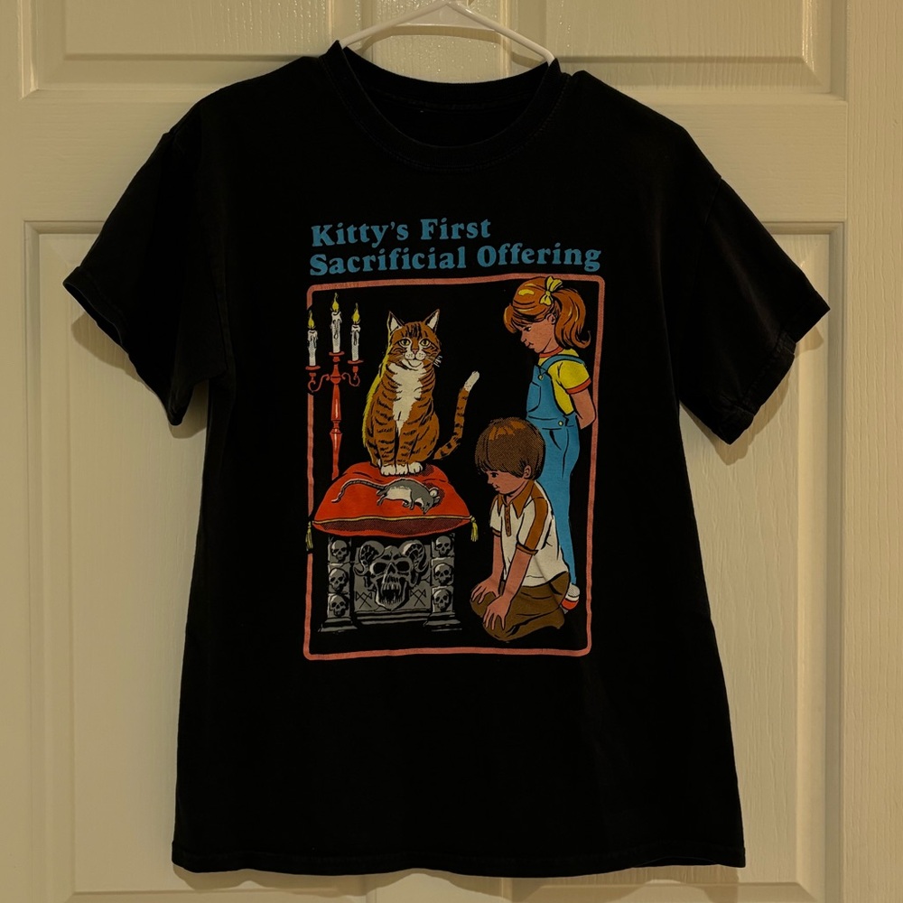 Graphic tee
